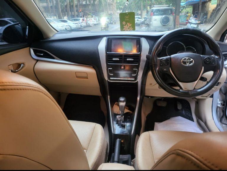 Toyota Yaris VX AT 2019