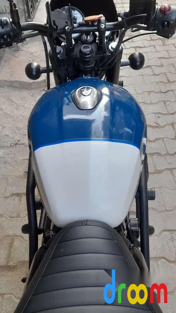 Royal Enfield Hunter 350 Metro Rebel 2023