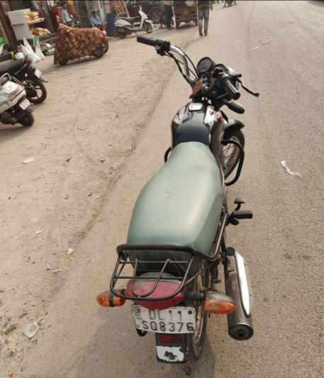 Bajaj CT 100 Spoke 2017