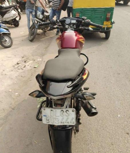 Bajaj Pulsar 135LS 2016