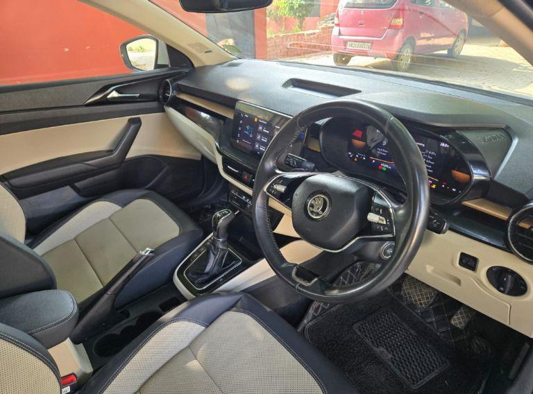 Skoda Slavia Ambition 1.0L TSI AT 2022