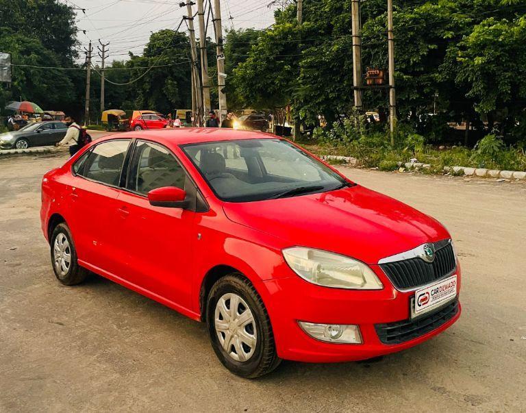 Skoda Rapid ACTIVE 1.6 TDI CR MT 2012