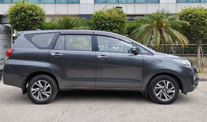 Toyota Innova Crysta 2.7 GX AT 7 STR 2022