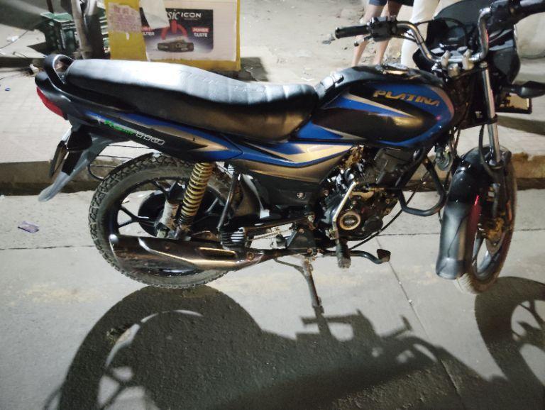 Bajaj Platina 110 H Gear Disc BS6 2020