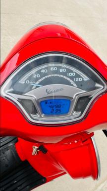 Piaggio Vespa VXL 125cc 2022