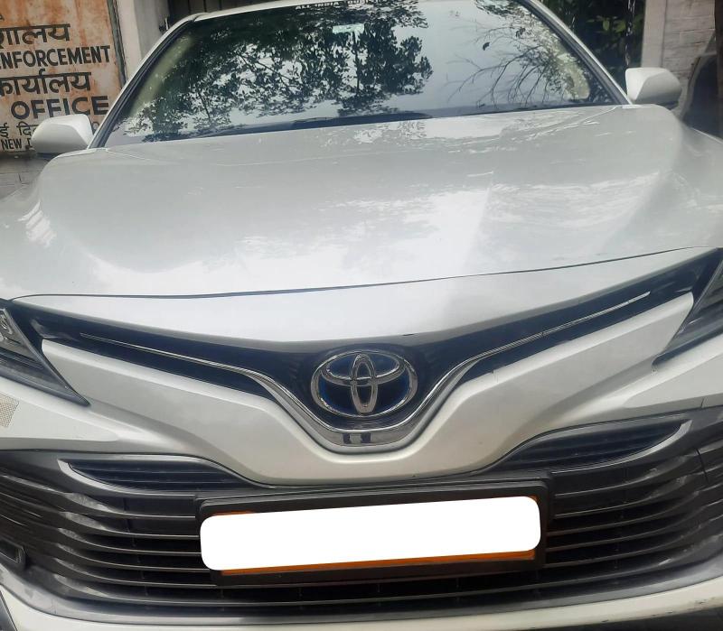 Toyota Camry Hybrid  2019