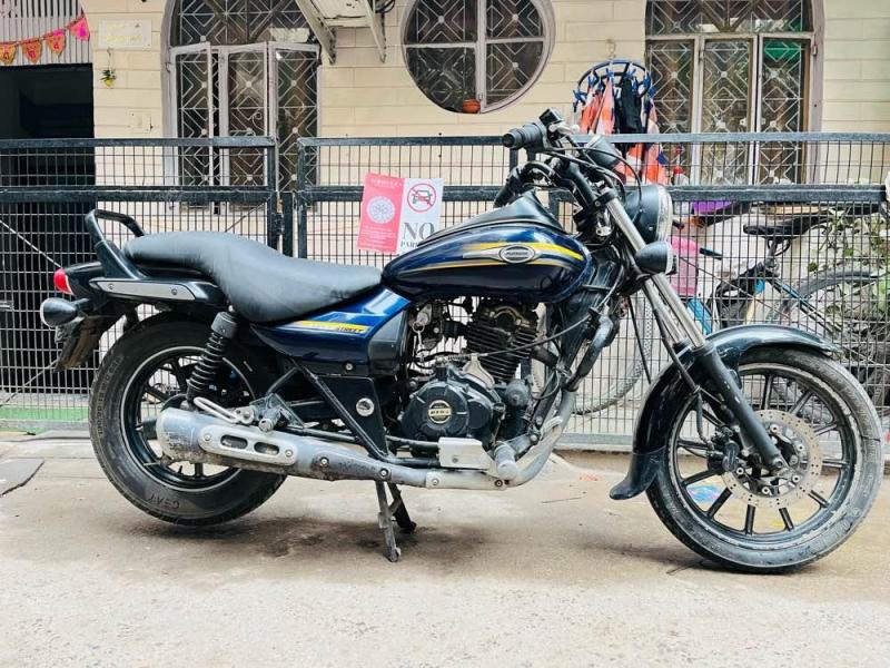 Bajaj Avenger Street 150 2016
