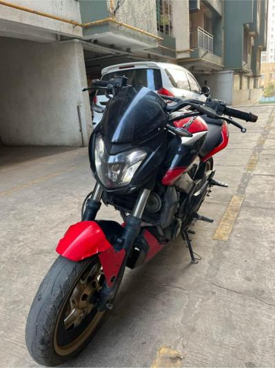 Bajaj Dominar 400 2018