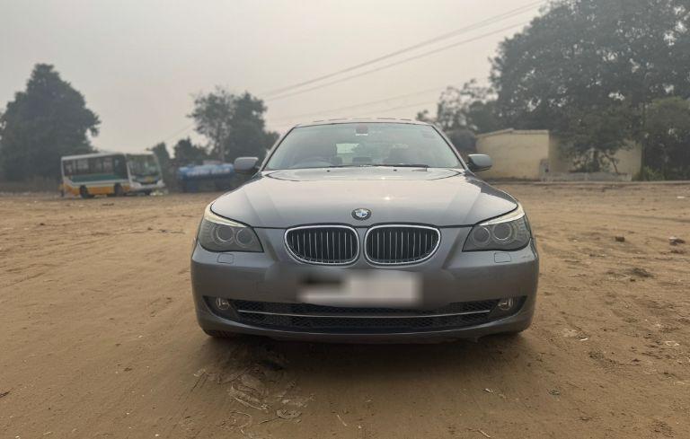 BMW 5 Series 525i 2010