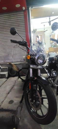 Royal Enfield Meteor 350 Supernova 2023