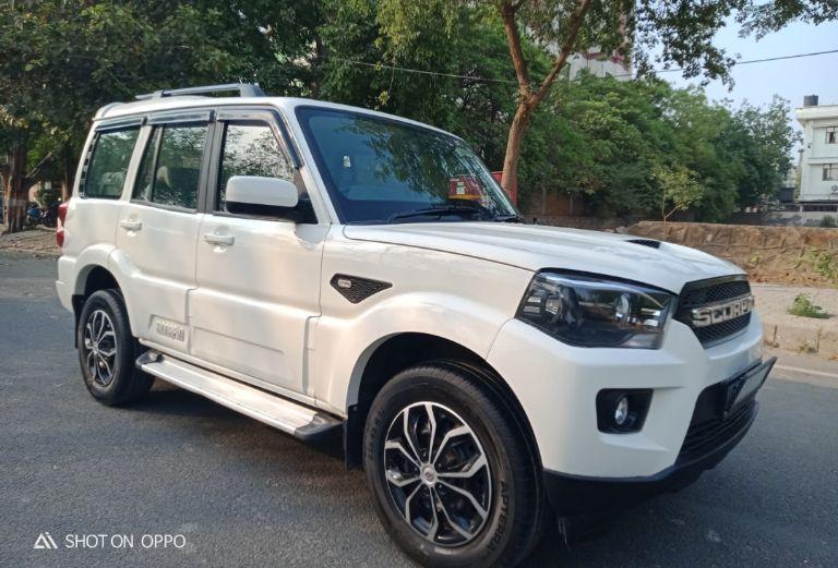 Mahindra Scorpio S5 2WD 2018