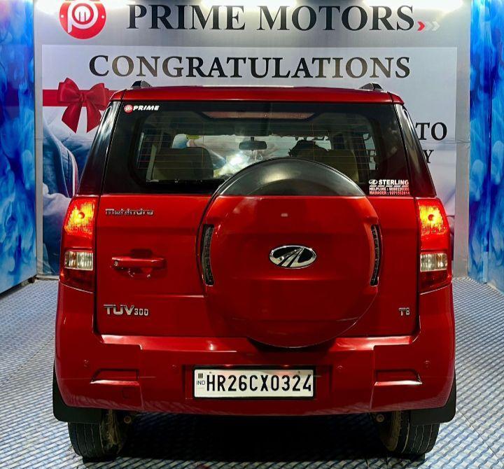 Mahindra TUV300 T8 2016