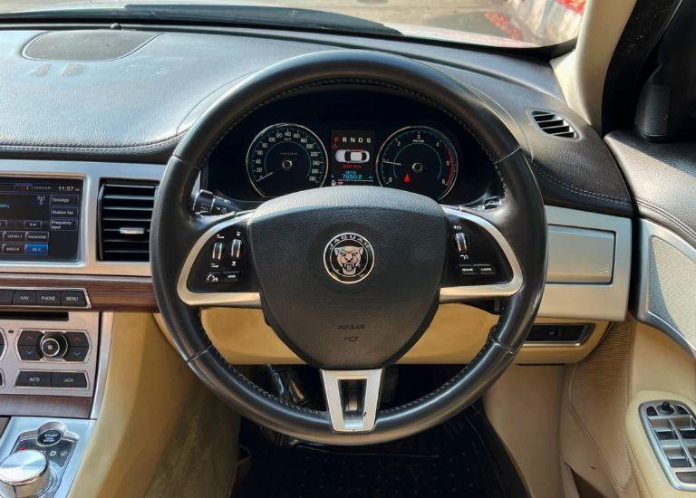 Jaguar XF 2.2 Litre Luxury (Diesel) 2015