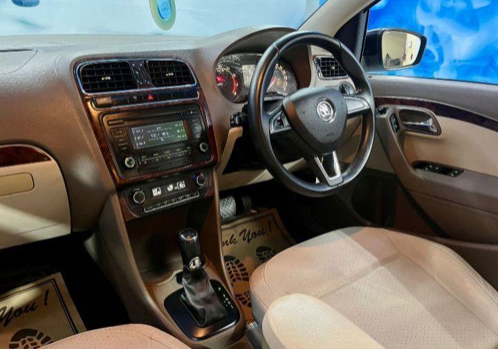 Skoda Rapid 1.5 TDI CR Elegance Black Package 2015