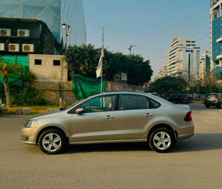 Skoda Rapid 1.5 TDI STYLE MT 2017