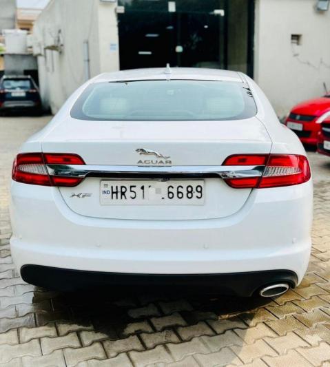 Jaguar XF 2.2 Litre Luxury (Diesel) 2015