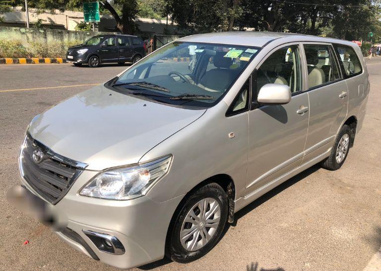 Toyota Innova 2.5 GX 7 STR BS IV 2014