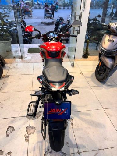 Bajaj Pulsar N125 Disc 2024