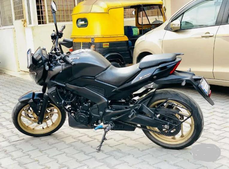 Bajaj Dominar 400 2018