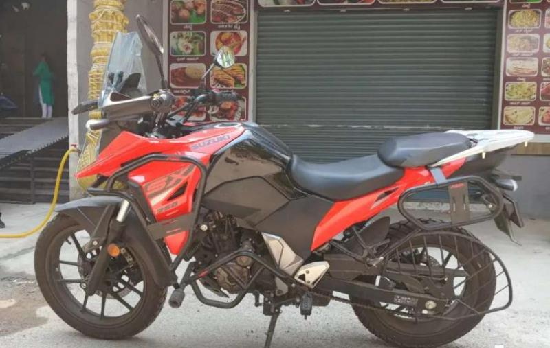 Suzuki V-Strom 250cc 2022