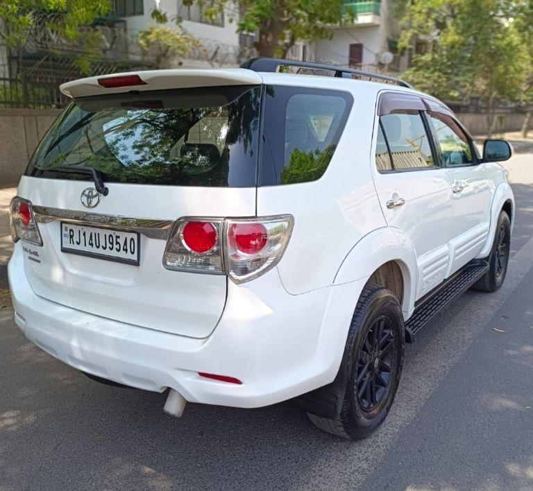 Toyota Fortuner 3.0 4X2 AT 2014