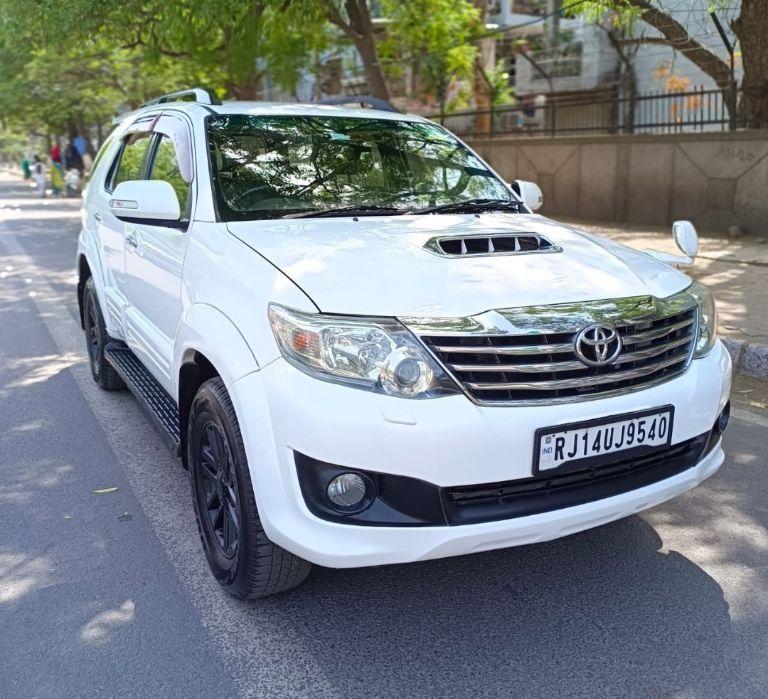 Toyota Fortuner 3.0 4X2 AT 2014