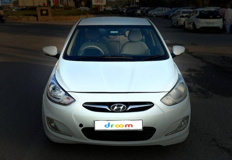 Hyundai Verna 1.6 VTVT SX (O) 2011