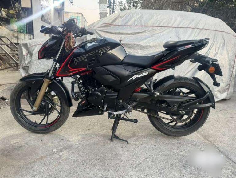 TVS Apache RTR 160 4V BT Disc 2024