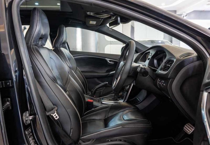 Volvo V40 D3 R-Design 2017