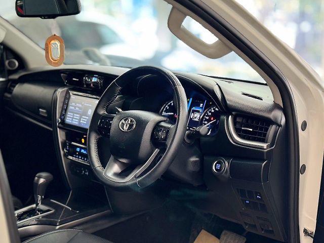 Toyota Fortuner 2.7 4x2 AT 2024