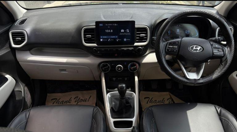 Hyundai Venue S 1.2 Petrol 2023