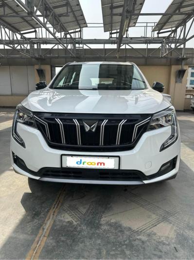 Mahindra XUV700 AX 5 Petrol MT 5 STR 2022