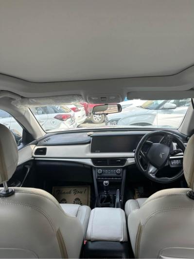 Mahindra XUV700 AX 5 Petrol MT 5 STR 2022
