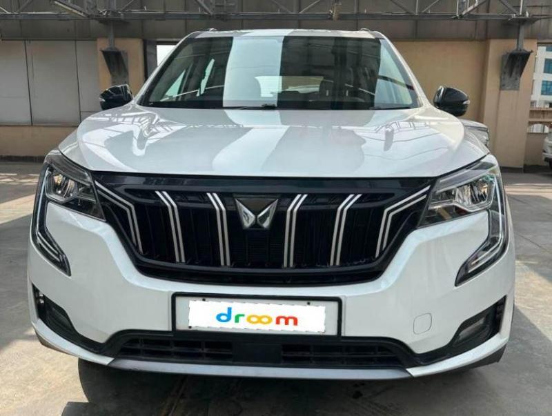 Mahindra XUV700 AX 5 Petrol MT 5 STR 2022