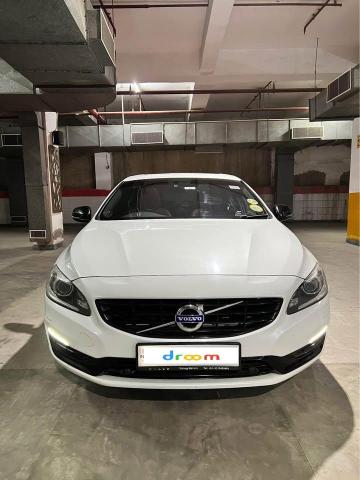 Volvo S60 Summum D4 2017