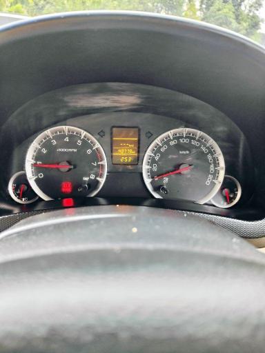 Maruti Suzuki Swift DZire VXi 2015