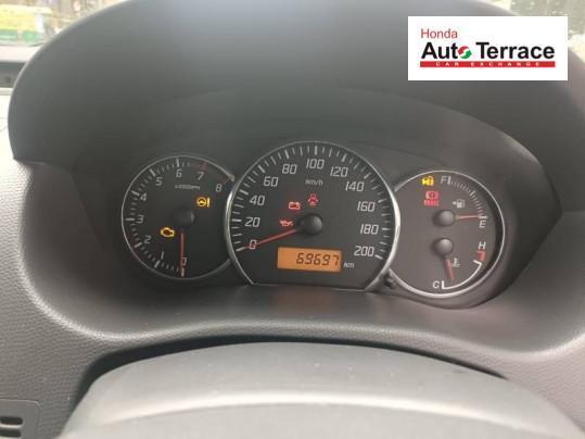 Maruti Suzuki Swift VXi 2011