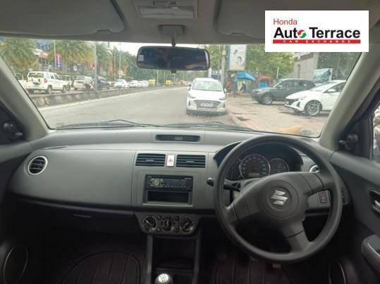 Maruti Suzuki Swift VXi 2011