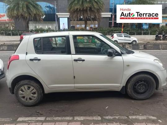 Maruti Suzuki Swift VXi 2011