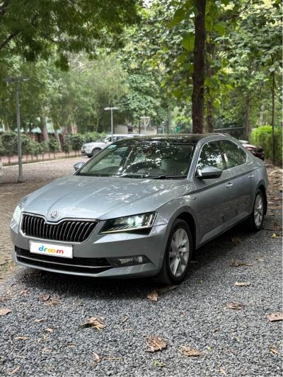 Skoda Superb 1.8 L&K TSI AT 2016