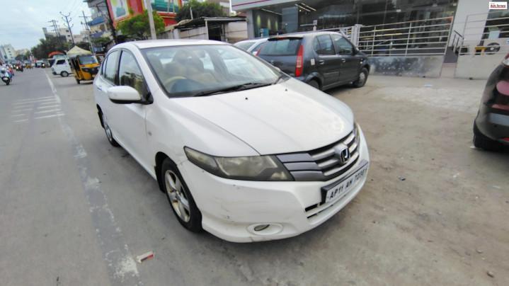 Honda City 1.5 V AT 2010