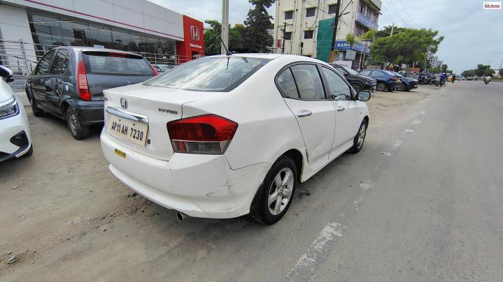 Honda City 1.5 V AT 2010