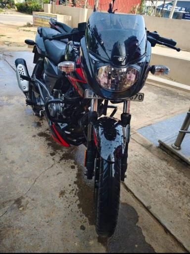 Bajaj Pulsar 150cc ABS FI 2021