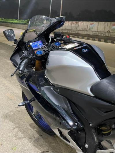 Yamaha R15M STD 2024