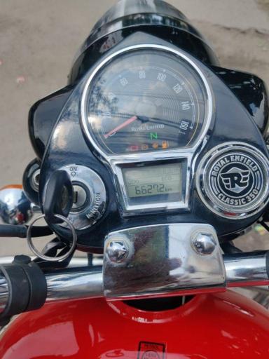 Royal Enfield Classic 350cc Classic Chrome Dual Channel 2023