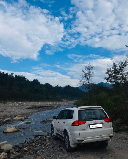 Mitsubishi Pajero Sport 4X4 2015