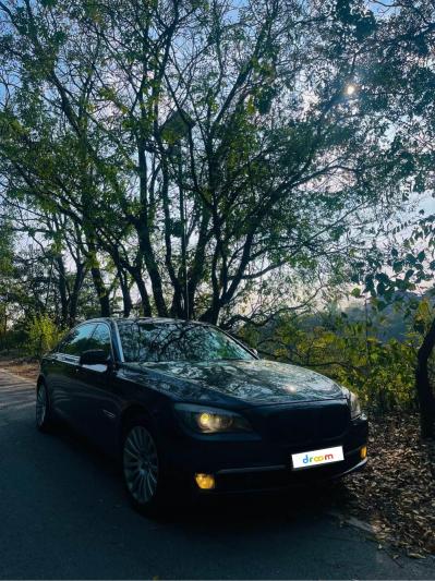 BMW 7 Series 750Li 2009