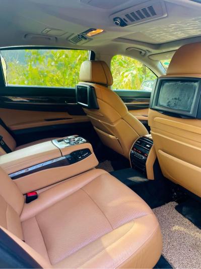 BMW 7 Series 750Li 2009