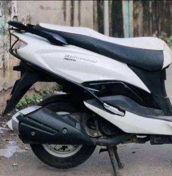 Suzuki Burgman Street 125cc CBS Bluetooth BS6 2023