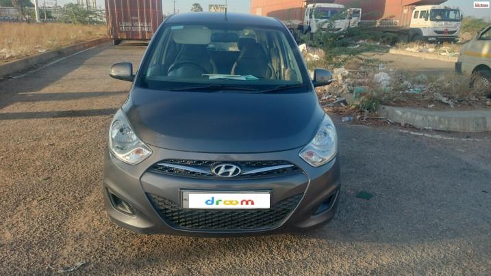Hyundai i10 Sportz 1.2 AT 2013